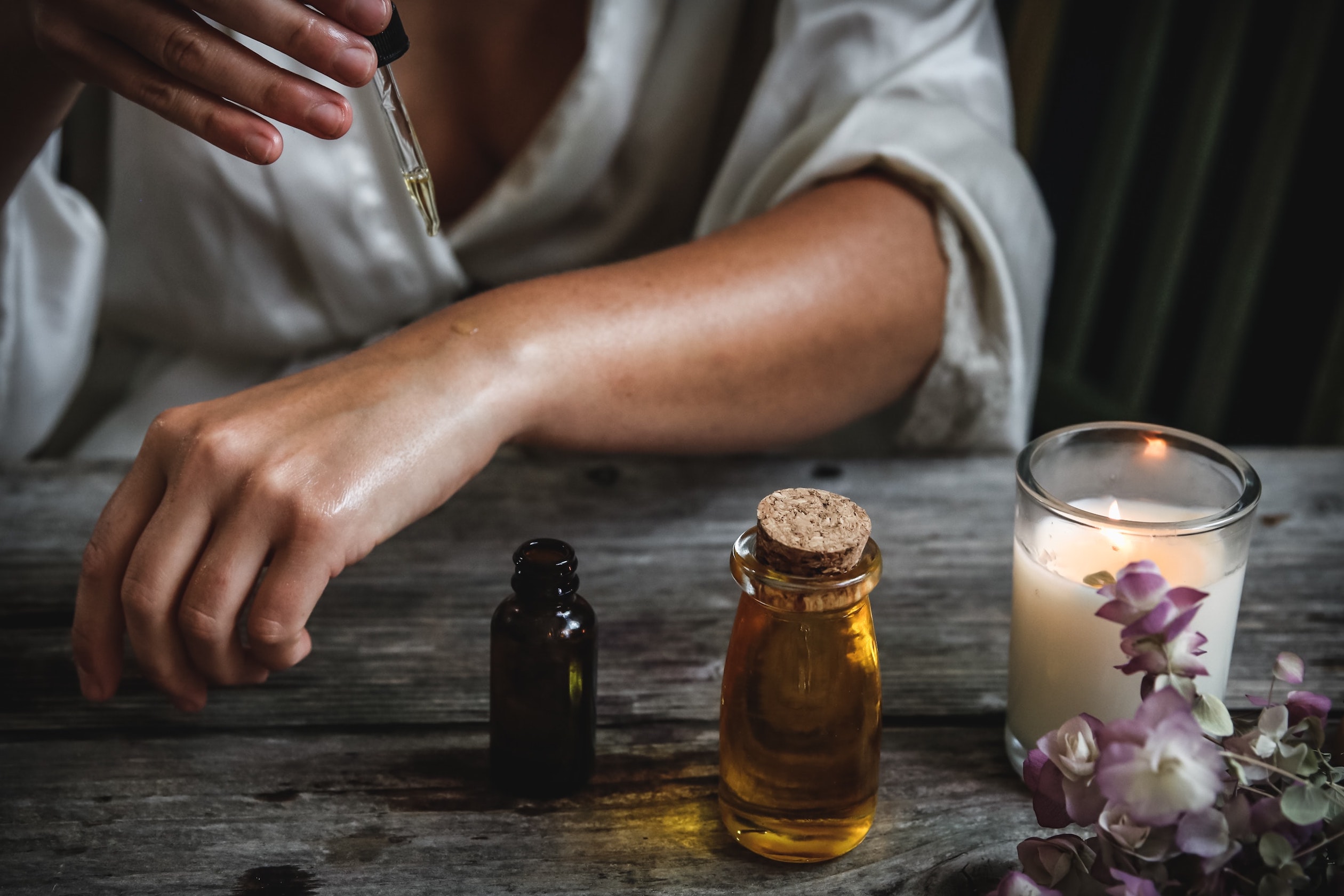 essential oils (unsplash)
